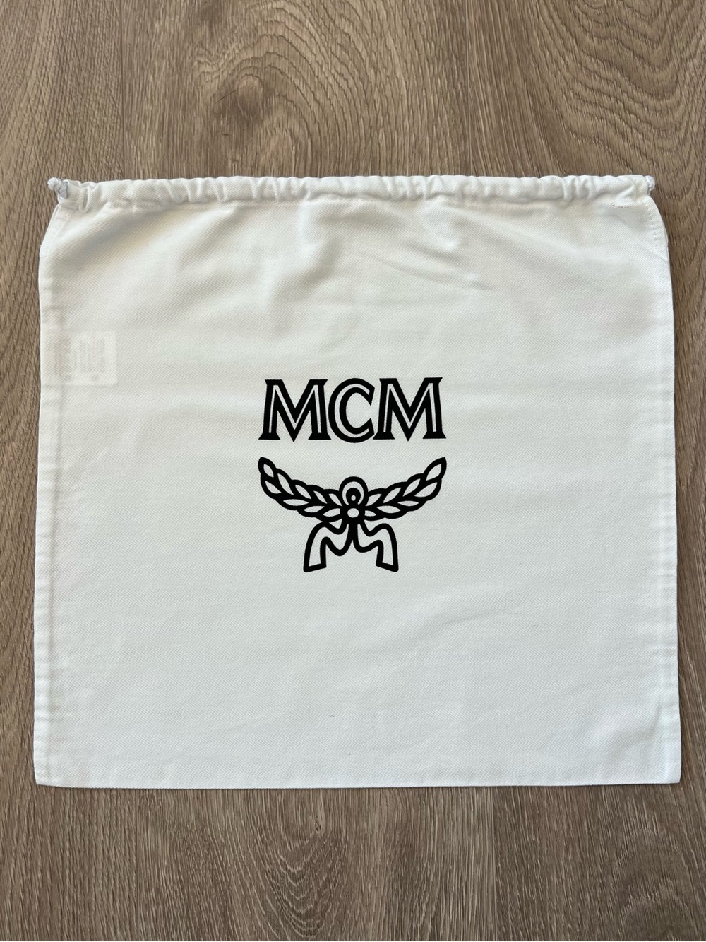 MCM dust bag (C122)